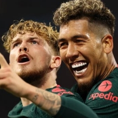 Ajax hnehtu Liverpoo