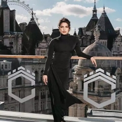 'Female Tom Cruise'