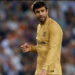 Gerard Pique chuan z
