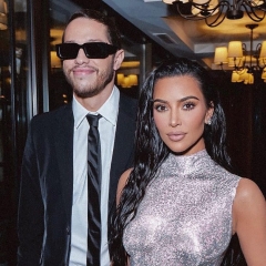 Kim Kardashian & Pet