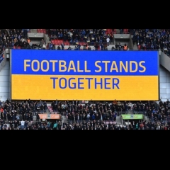 Ukraine support vang