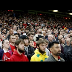 United fans ten Haal